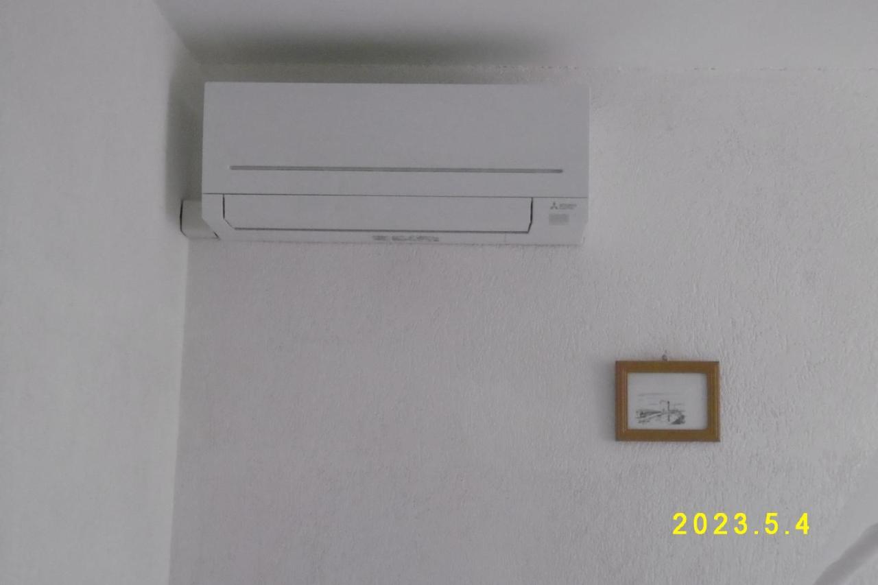 Rez De Chaussee Studio Climatise Dans Villa Эг-Морт Экстерьер фото